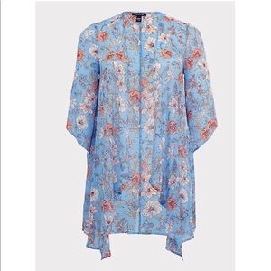 NWT Torrid Blue Floral Chiffon Drape Kimono